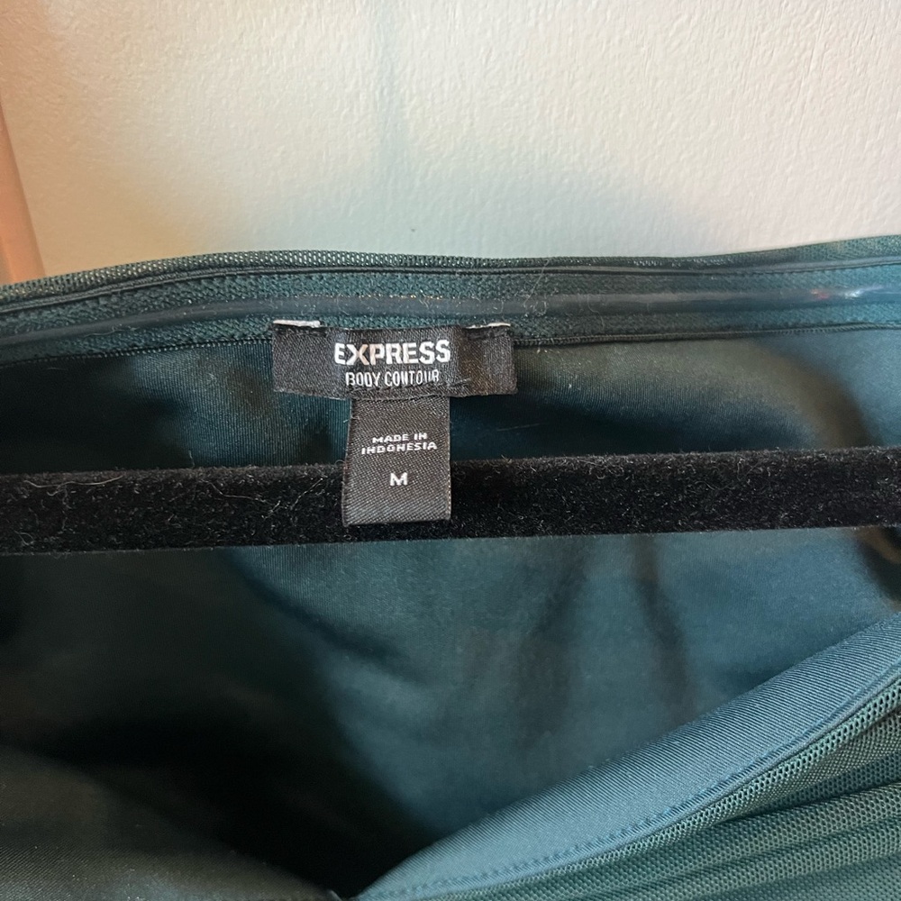 Express Dark Green Bodysuit - Picture 2 of 4